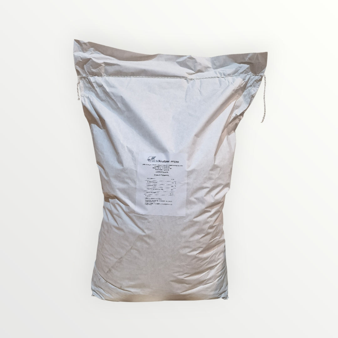 MyPellis Luzernepellets im 15 kg Sack – natürliches Eiweißfutter für Pferde und Rinder